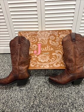 Justin Boots Brown Leather Western Cowboy Boots